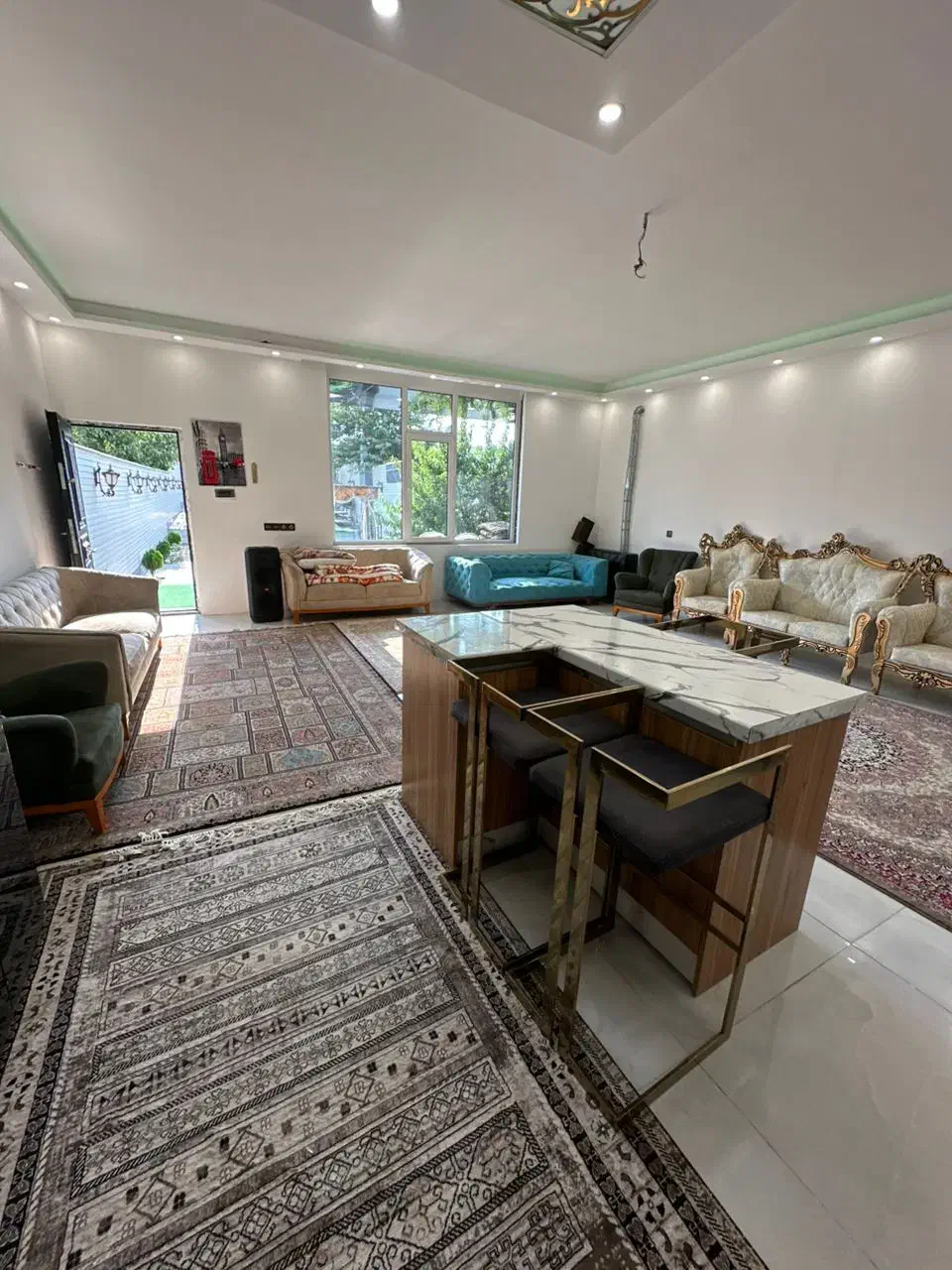 ویلای لوکس داخل بافت در کوشک زر|فروش خانه و ویلا|هشتگرد, شهرک پامچال|دیوار