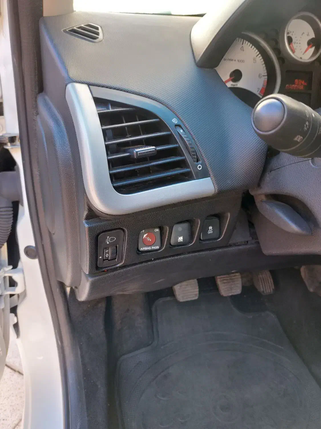 پژو۲۰۷مدل۴۰۲ارتقایافته پاناروما|خودرو سواری و وانت|کرمان, |دیوار