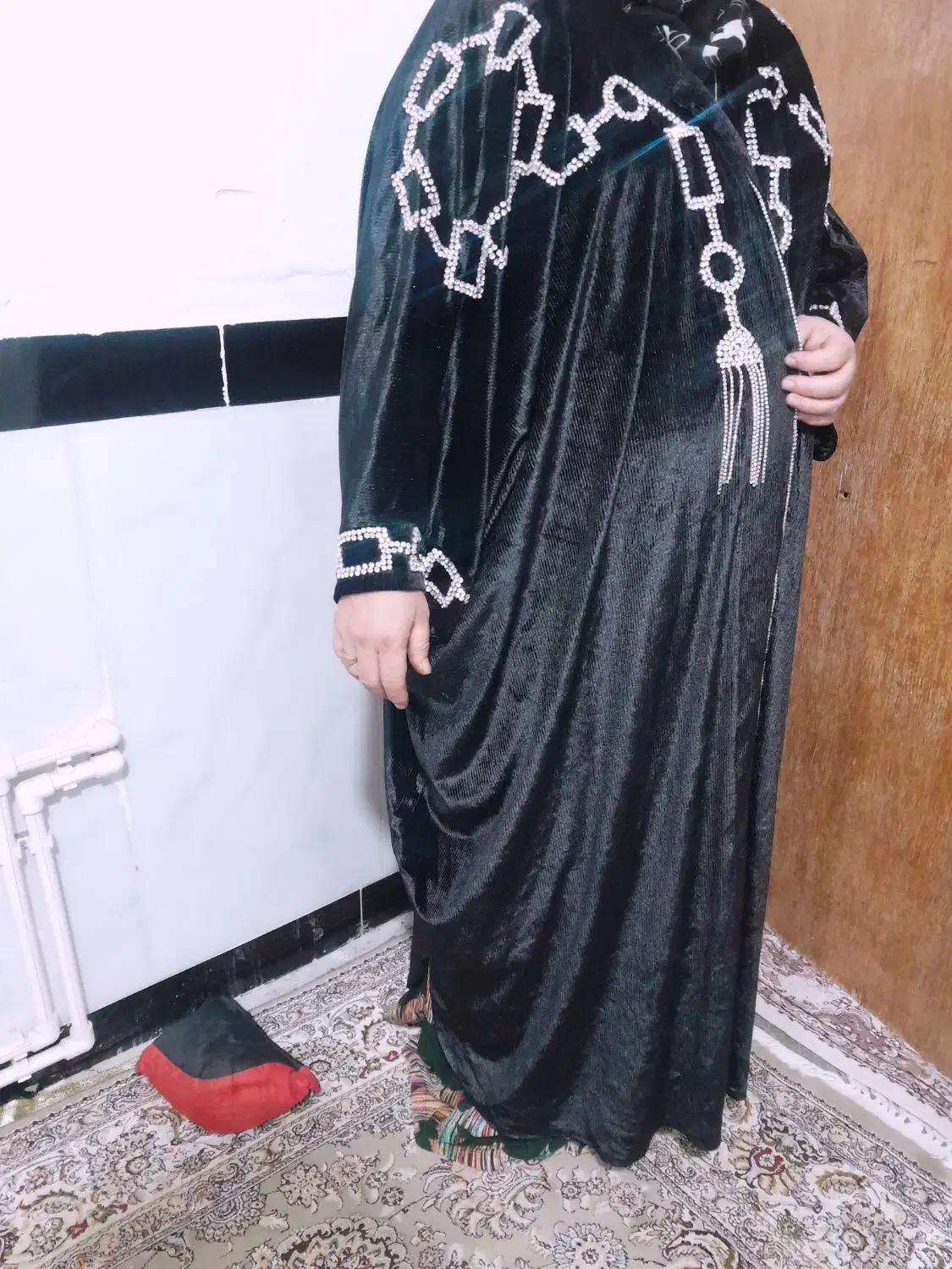 مانتو نو|لباس|جوانرود, |دیوار