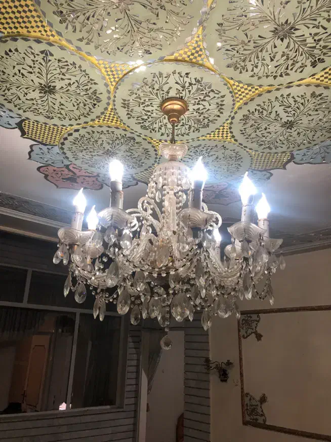 لوستر کریستال سالم و زیبا|لوستر و چراغ آویز|شیراز, شهرک مدرس|دیوار