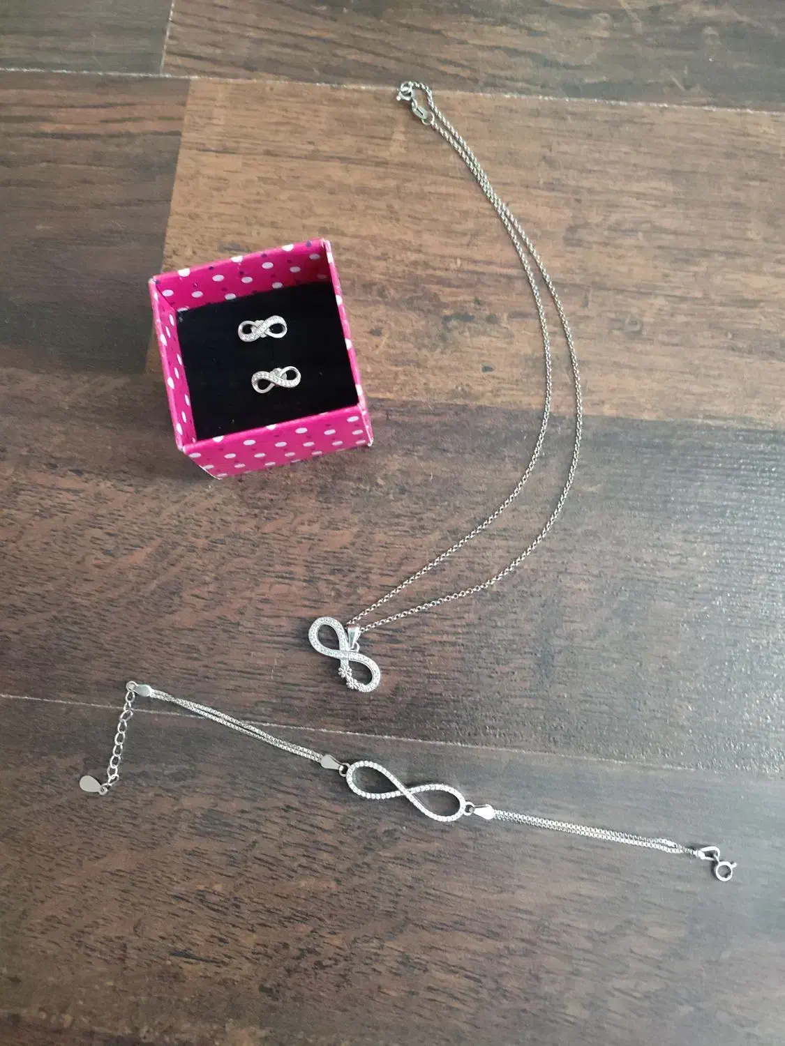 نقره|جواهرات|تبریز, |دیوار