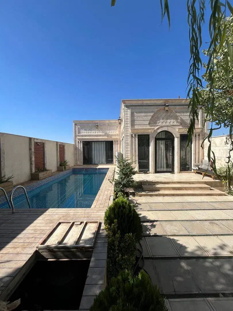 مدرن آبگرم دوخواب لوکیشن عالی|اجارهٔ کوتاه‌مدت ویلا و باغ|کرج, حصارک بالا|دیوار