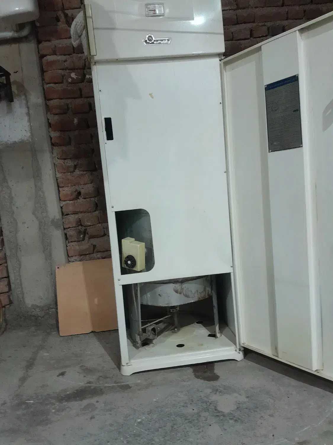 آبگرمکن یخچالی ۴میل|آبگرمکن، پکیج، شوفاژ|مراغه, |دیوار