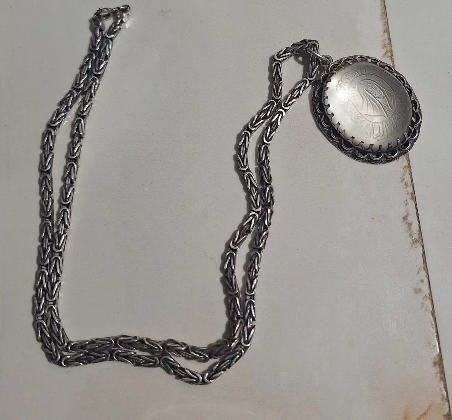 پلاک زنجیر نقره خیلی قدیمی|جواهرات|بندر امام خمینی, |دیوار