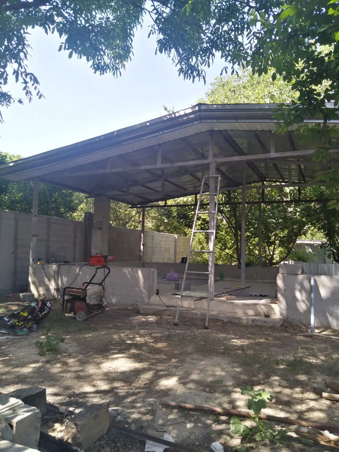 اجرای سایبان، شیروانی، جوشکاری سیار|خدمات پیشه و مهارت|باغستان, |دیوار