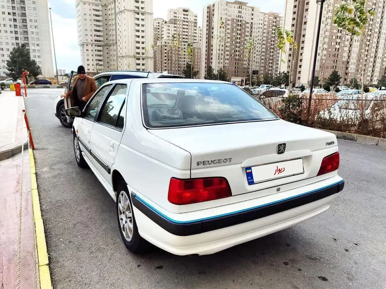 پژوپارسt5|خودرو سواری و وانت|خرم‌آباد, |دیوار