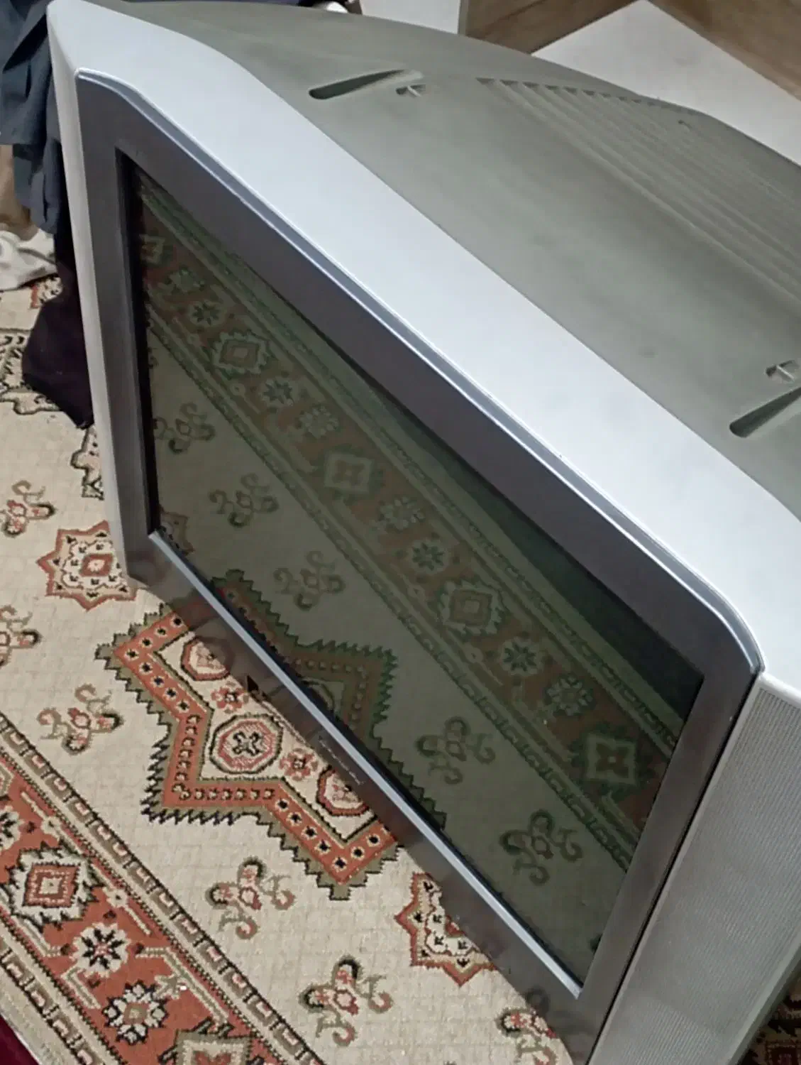 تلویزیون 29 صفحه تخت سونی|تلویزیون و پروژکتور|قرچک, پویینک|دیوار