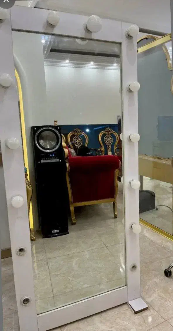 آینه لامپ دار|آینه|کاشان, مفتح|دیوار