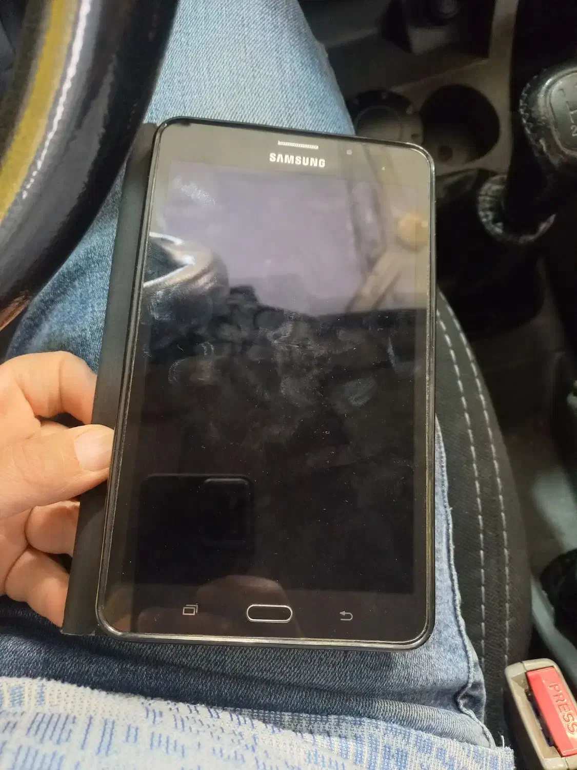 تبلت|تبلت|تهران, مرزداران|دیوار