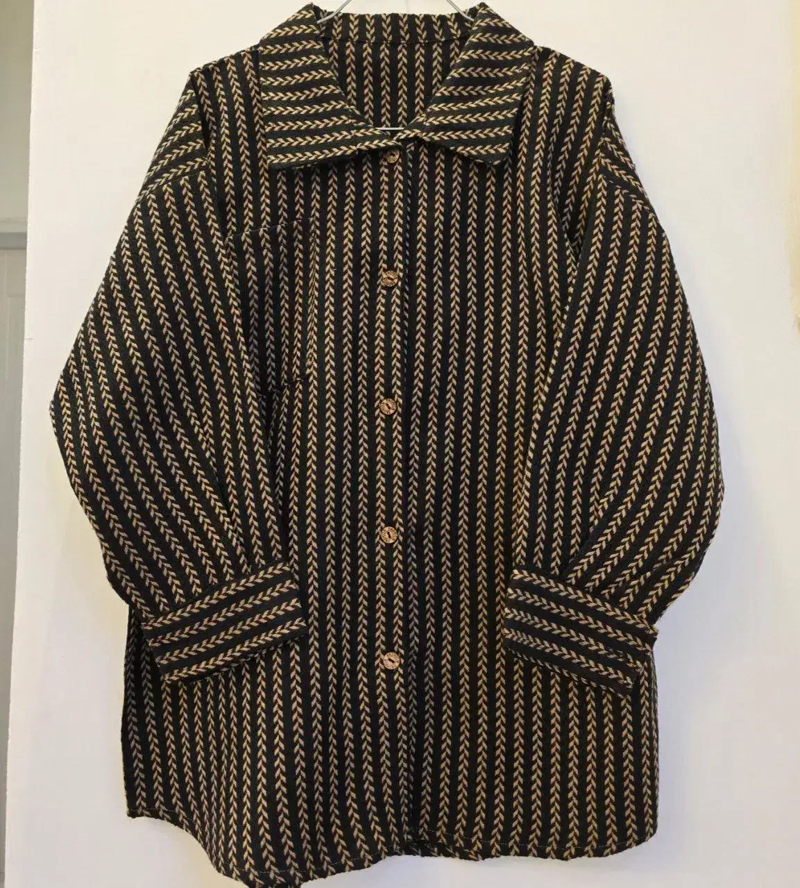 پوشاک|لباس|زرند, |دیوار