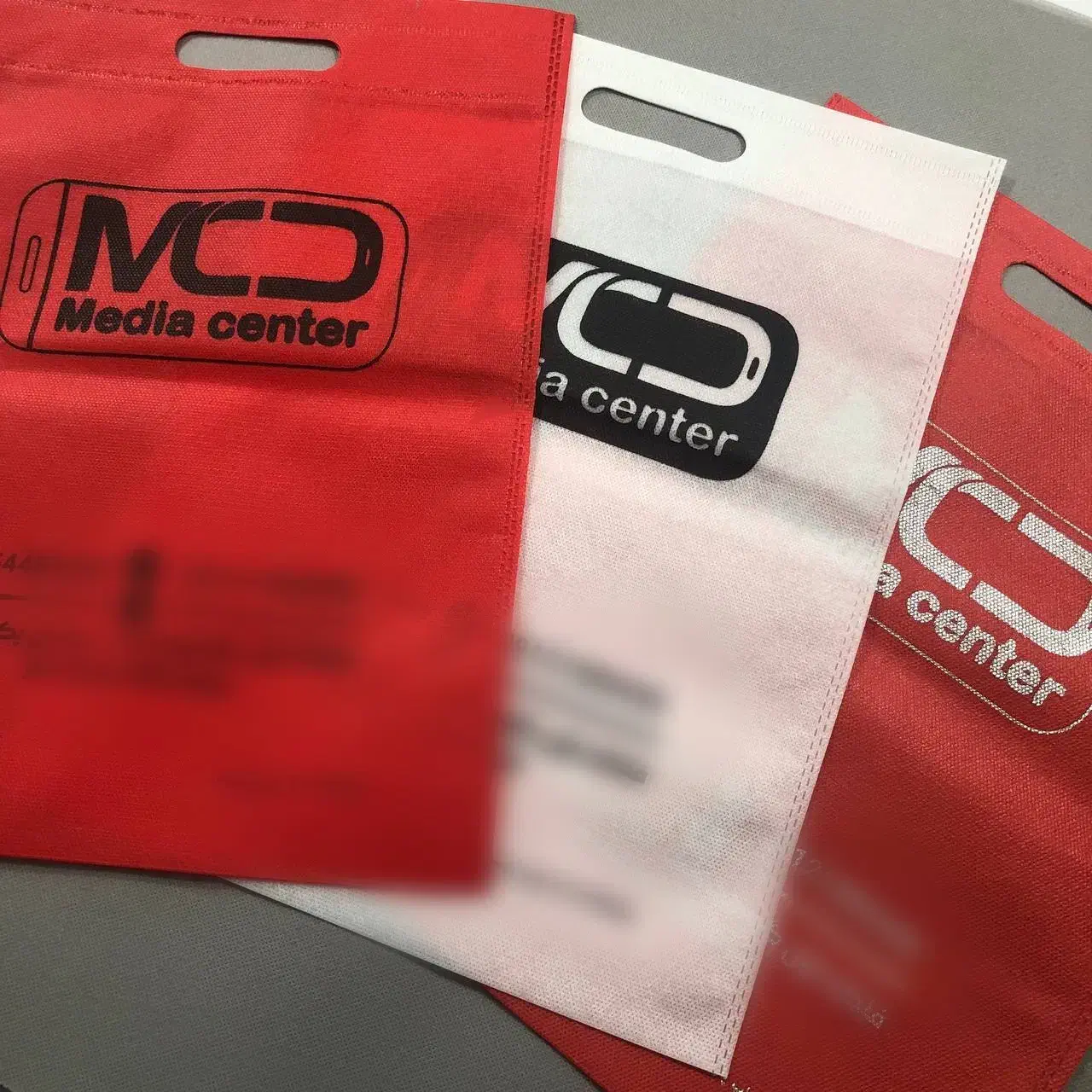 چاپ سیلک ، نایلون ، نایلکس ، ساک پارچه ای|خدمات پیشه و مهارت|کرج, مصباح|دیوار