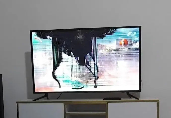 فروش (خریدار) تلویزیون LED شکسته و سالم و معیوب|تلویزیون و پروژکتور|کرج, فاز ۱ مهرشهر|دیوار