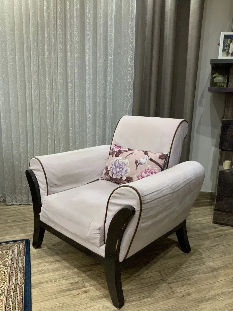 مبل راحتی+ میز عسلی زیر قیمت|مبلمان خانگی و میز عسلی|رشت, دیلمان|دیوار