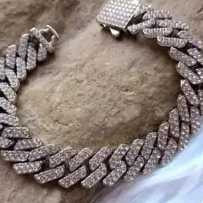 دستبند نونو 500|بدلیجات|پرند, فاز ۵|دیوار