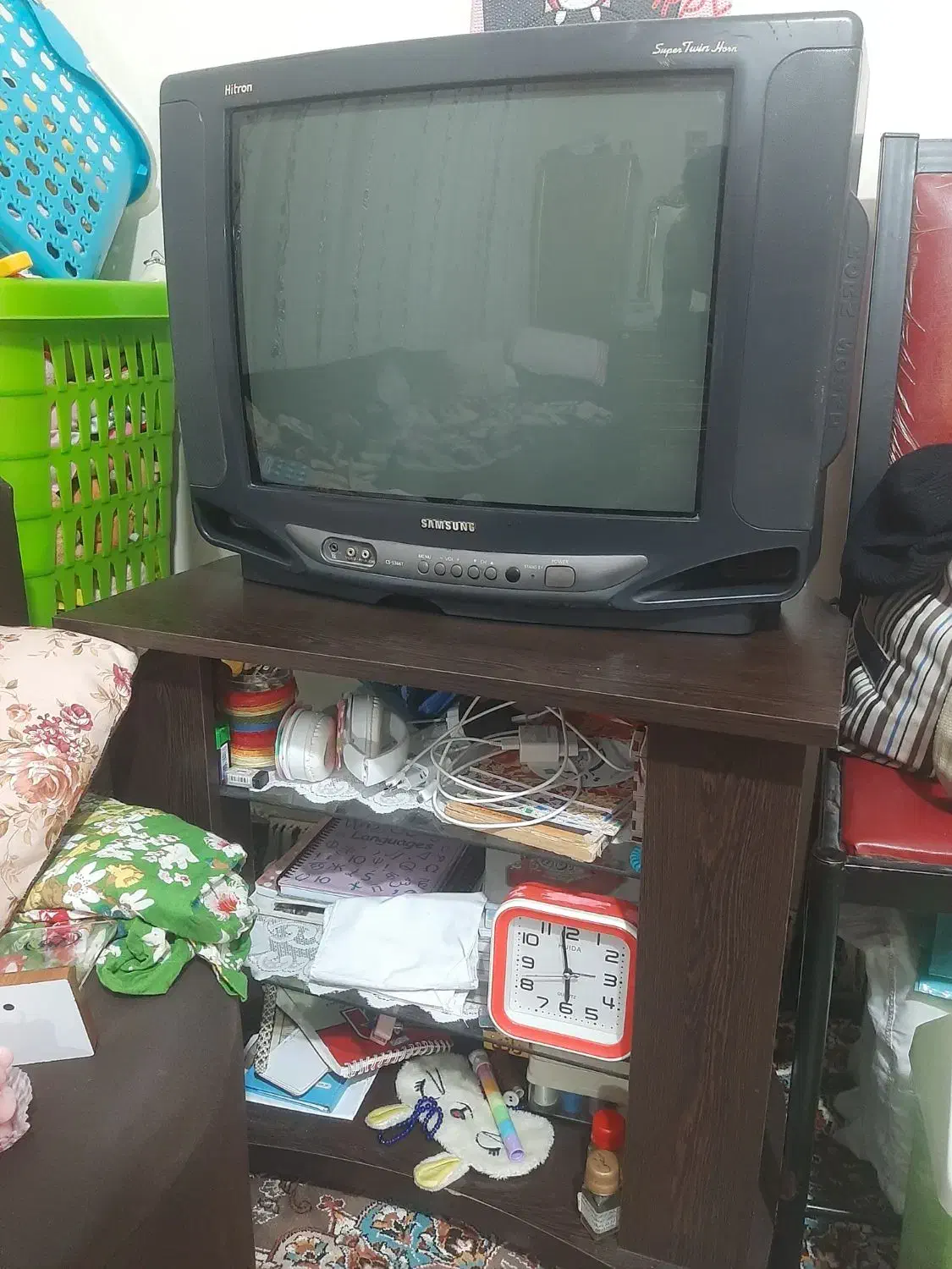 تلوزیون سامسونگ با میز|تلویزیون و پروژکتور|بندرعباس, |دیوار