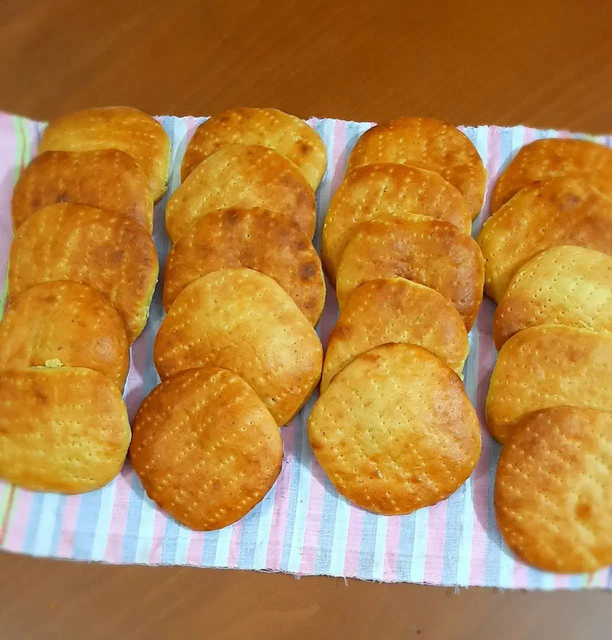 فتیر فطیر شیرین تازه خوشمزه سایز کوچک|خوردنی و آشامیدنی|مشهد, کلاهدوز|دیوار