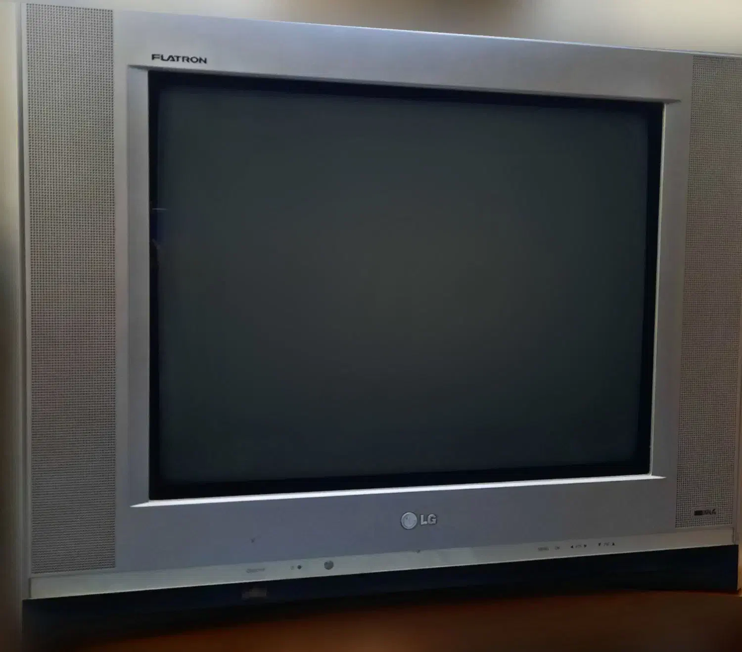 تلویزیون LG|تلویزیون و پروژکتور|بروجرد, |دیوار