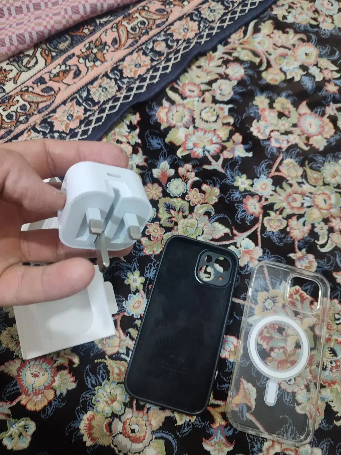 شارژر آیفون و دو عدد گارد آیفون ۱۵ نرمال|لوازم جانبی موبایل و تبلت|کرمانشاه, |دیوار