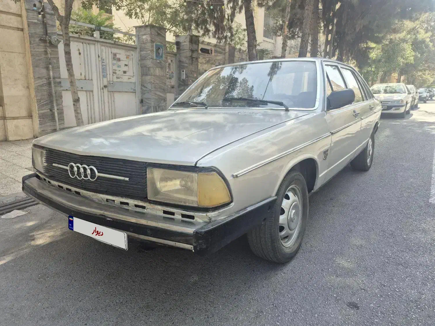 آئودی ۱۰۰ مدل ۱۹۷۷|خودرو کلاسیک|مشهد, احمدآباد|دیوار
