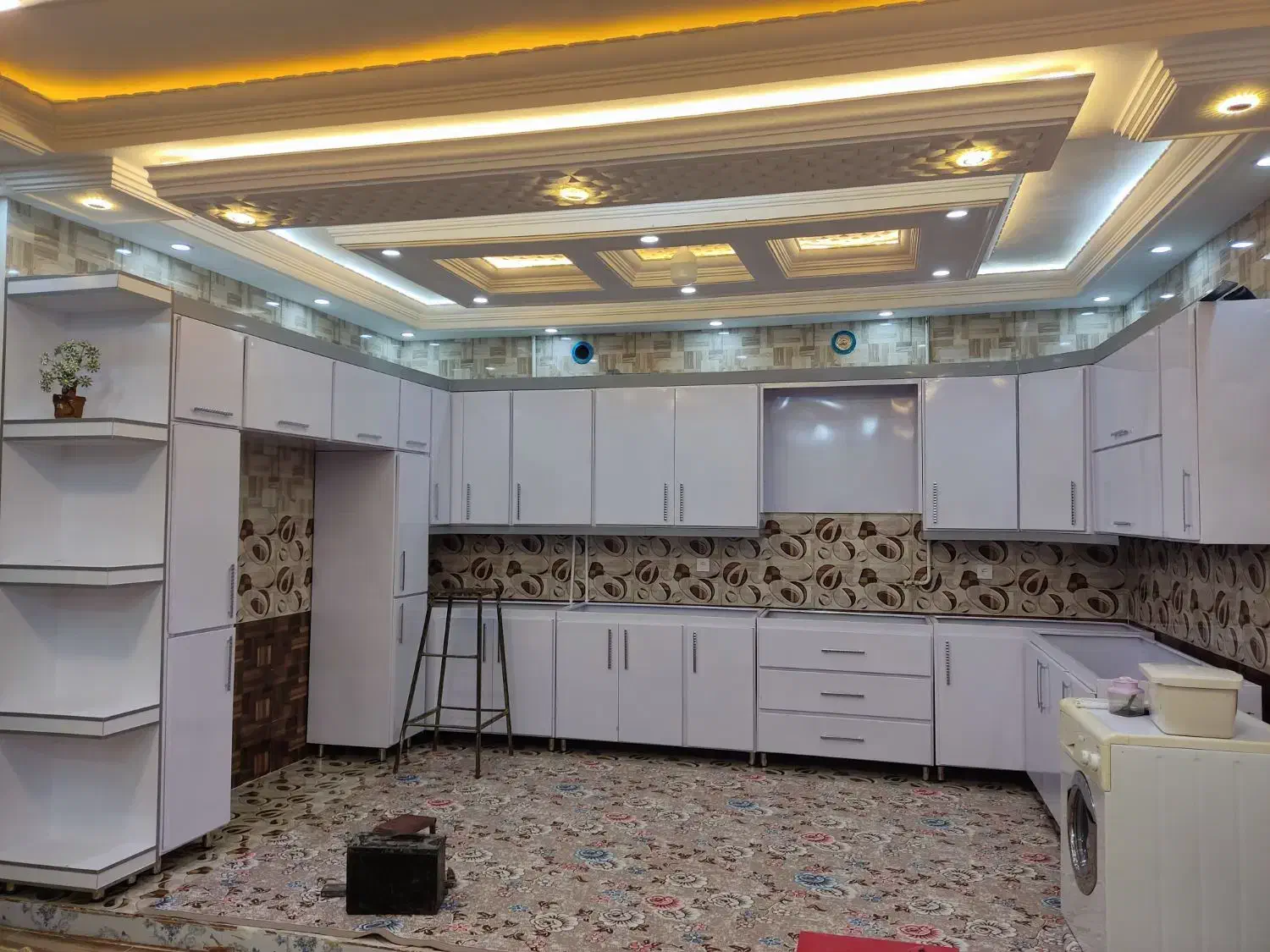 نصاب تعمیرات کابینت و کمد دیواری|خدمات پیشه و مهارت|خرم‌آباد, |دیوار