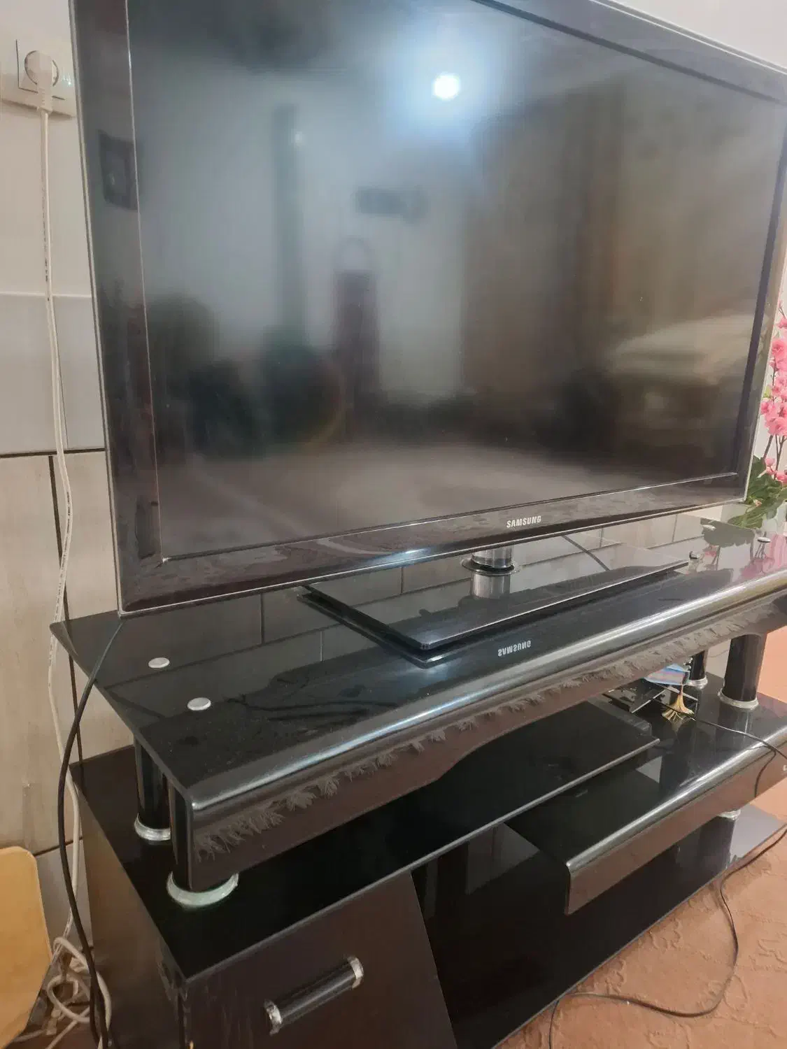 تلوزیون ال سی دی سامسونگ 46 اینچ|تلویزیون و پروژکتور|فلاورجان, |دیوار