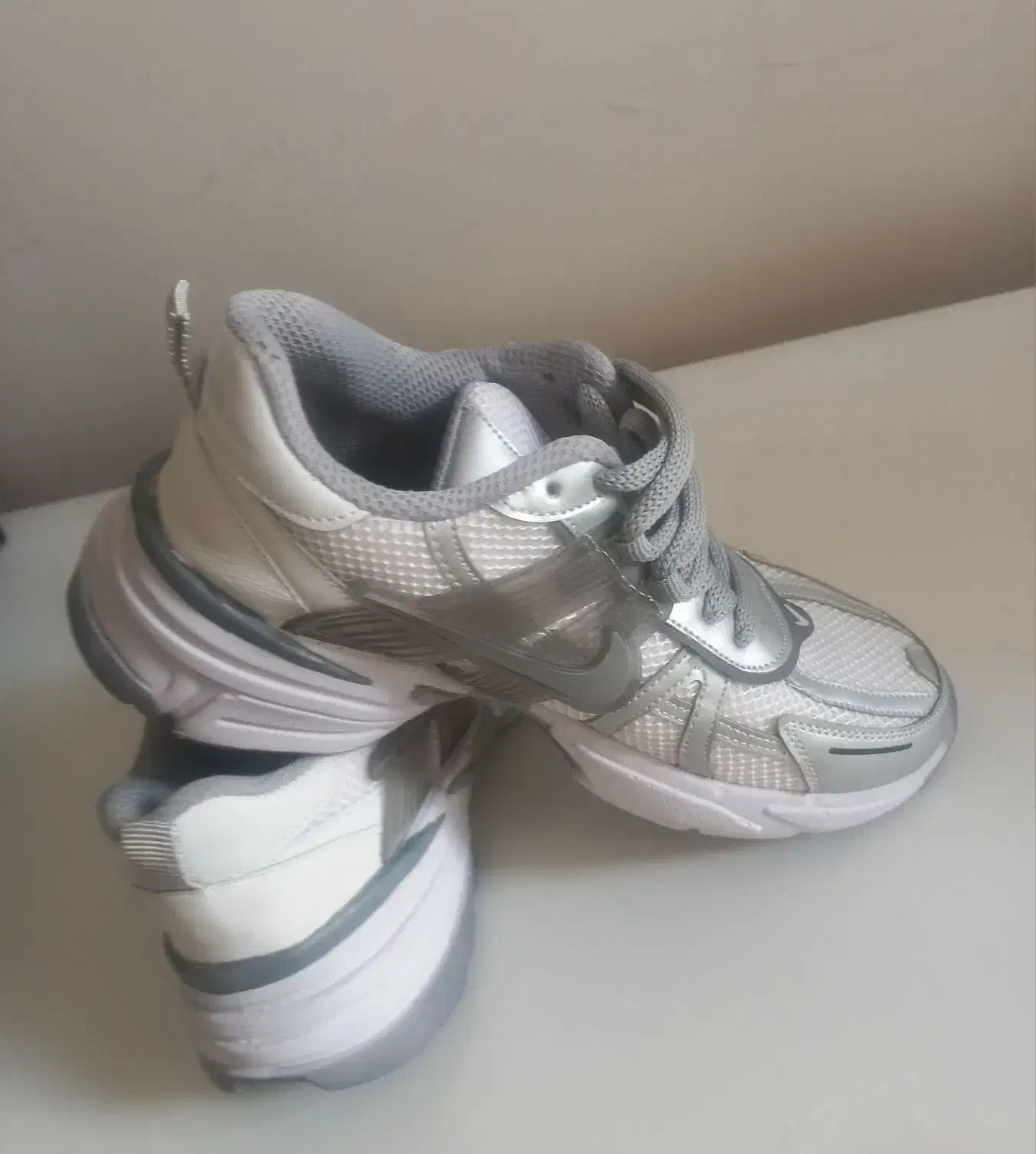 کتونی وی تو کی ، شماره چهل|کیف، کفش، کمربند|کرج, حسن آباد|دیوار