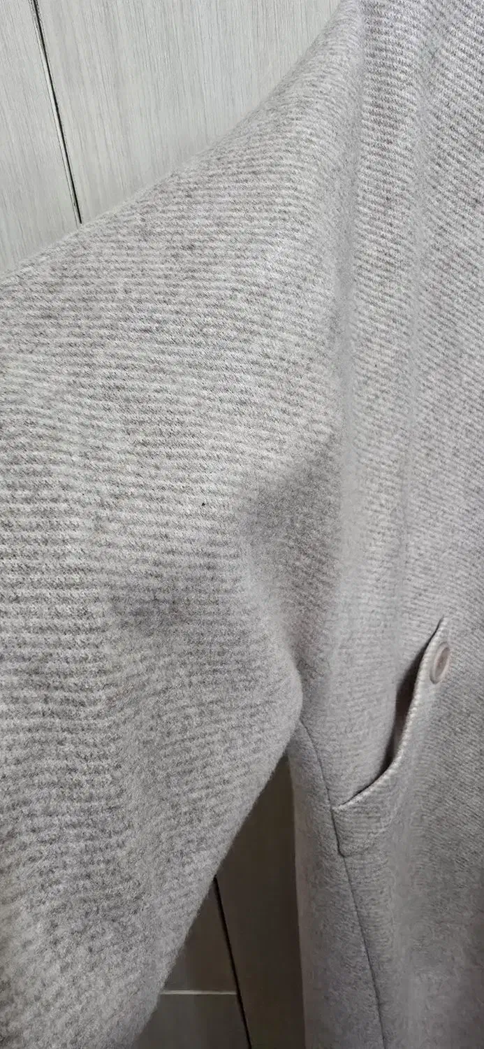 پالتو|لباس|اراک, |دیوار