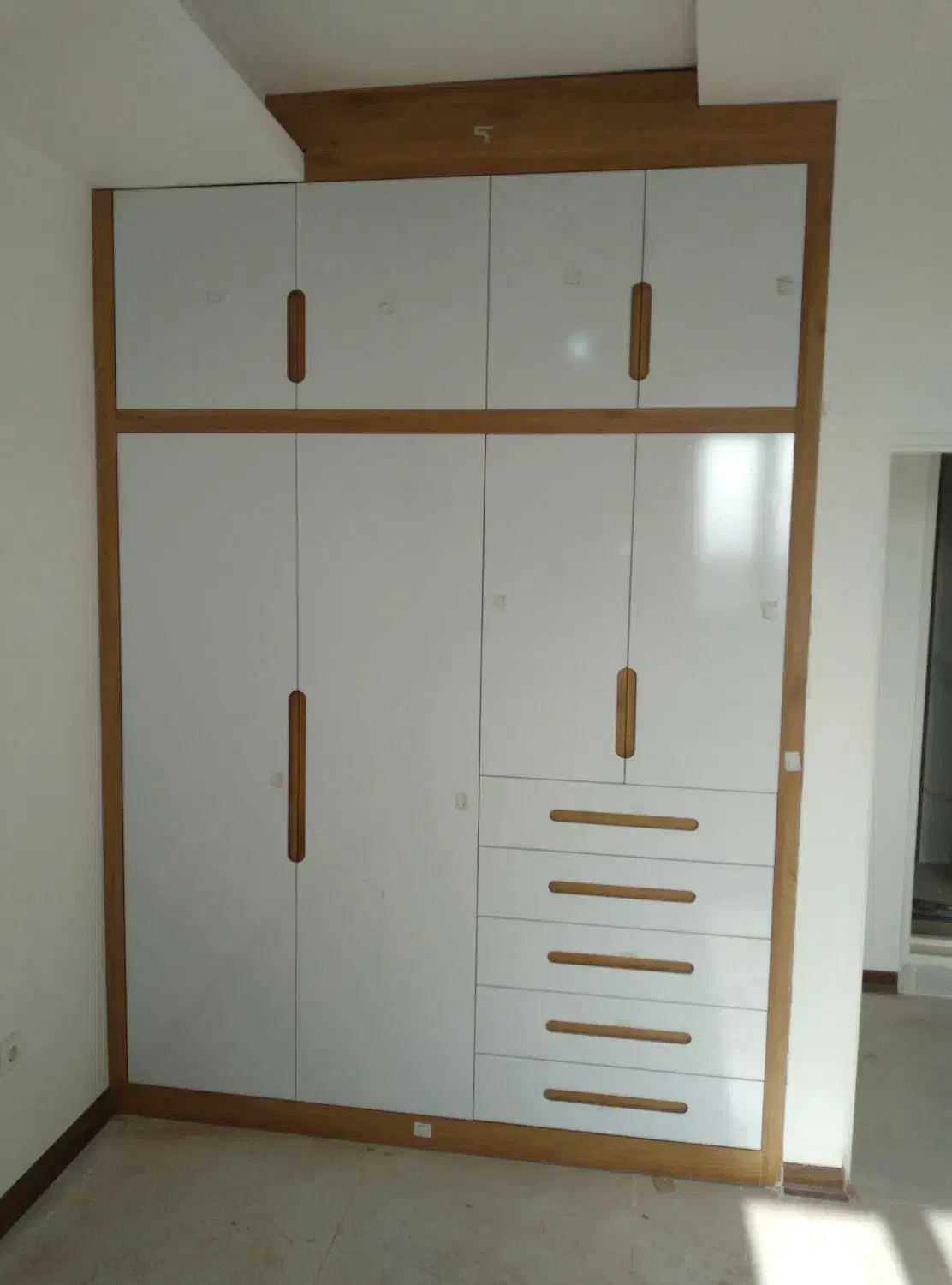 کمددیواری|جاکفشی، کمد، دراور|بجنورد, |دیوار