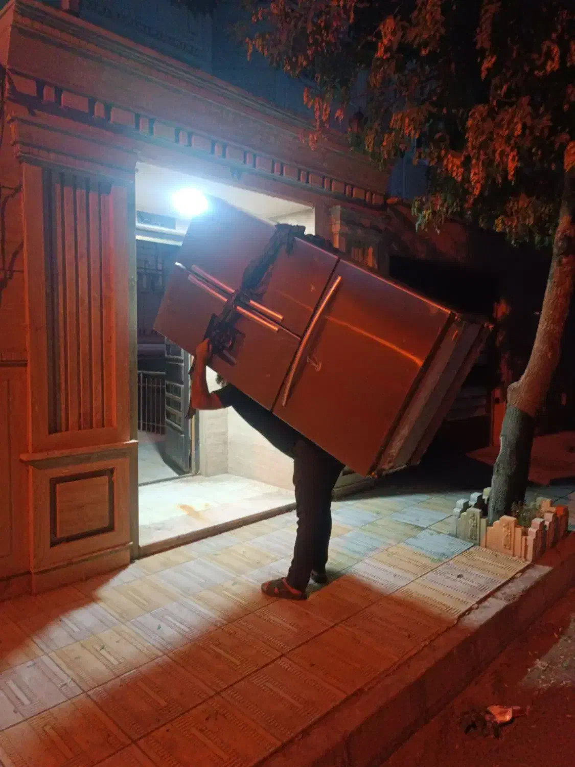 اتوبار باربری حمل نقل اثاثیه منزل آسان بار تضمینی|خدمات حمل و نقل|زنجان, |دیوار