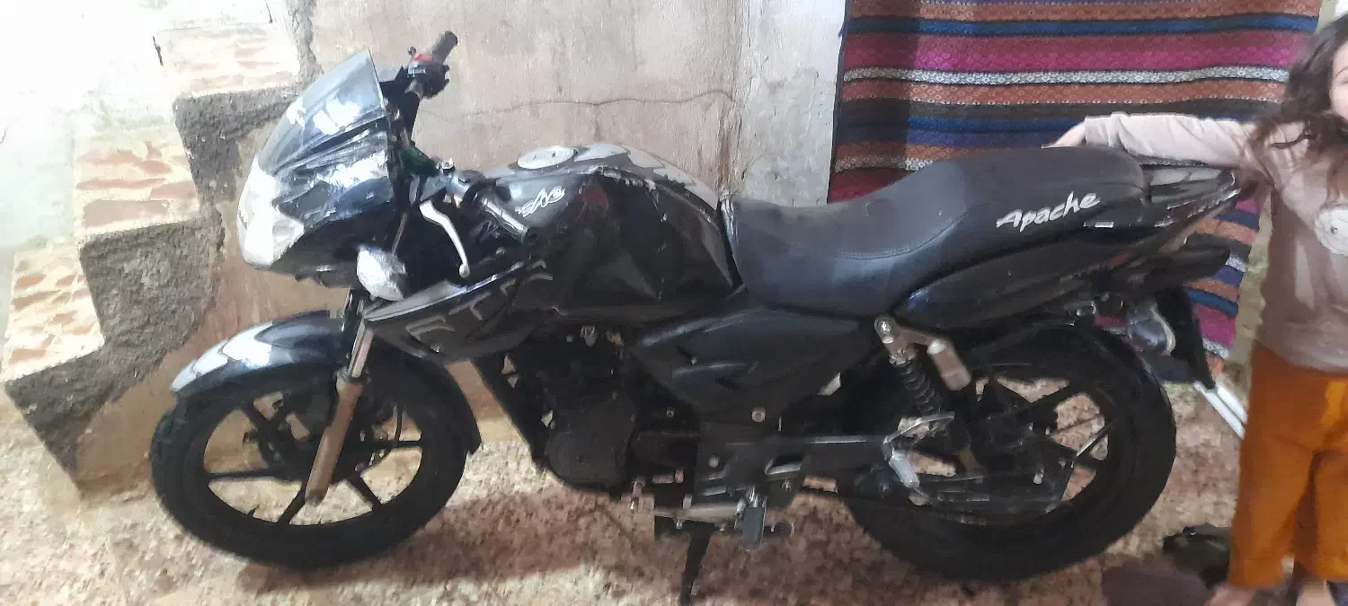 موتور اپاچی ۱۸۰ ۸۹|موتورسیکلت|خرمآباد, |دیوار
