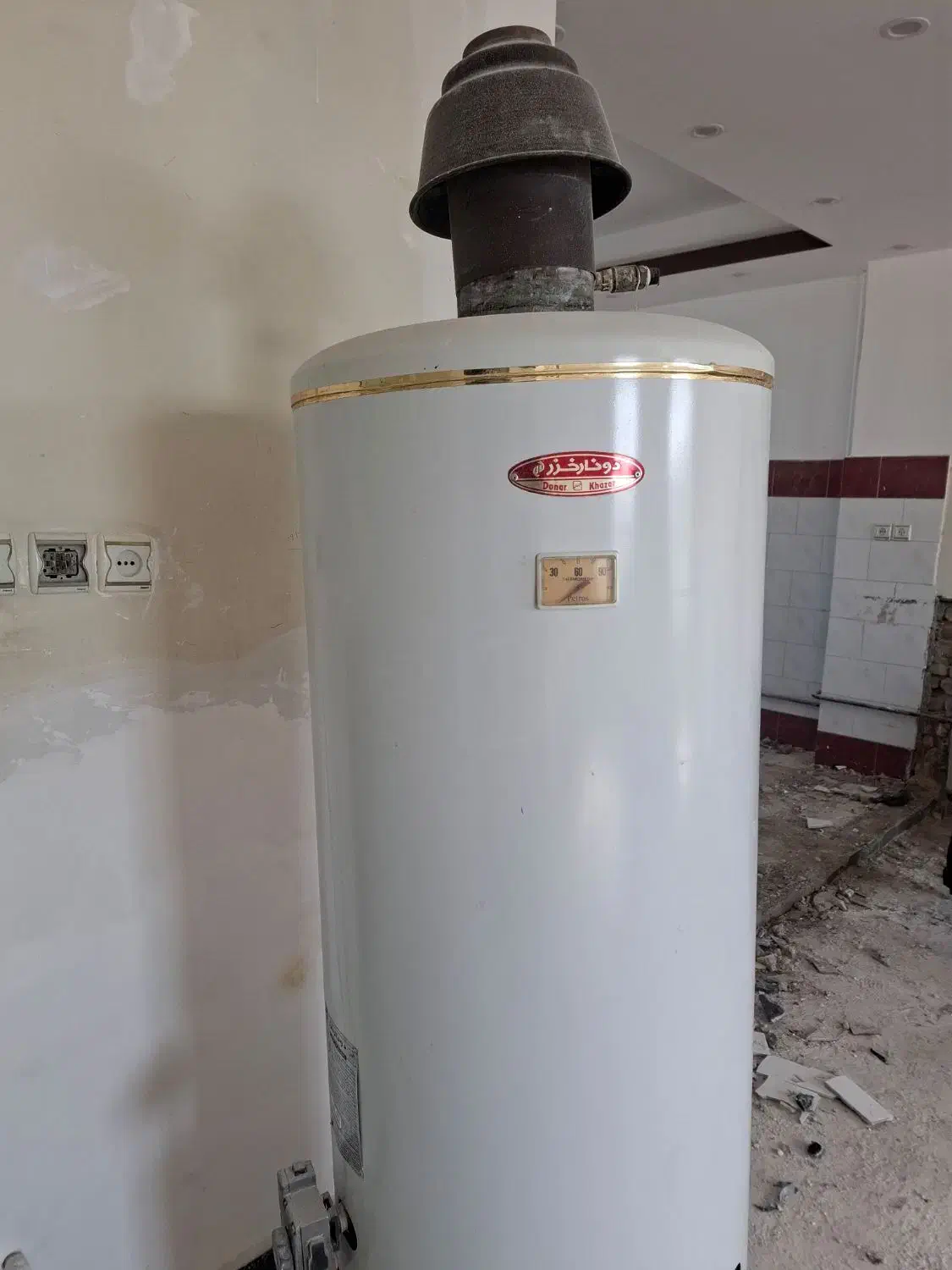 آب گرمکن|آبگرمکن، پکیج، شوفاژ|خوی, |دیوار