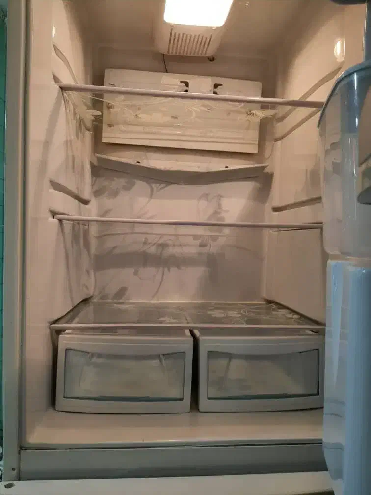 یخچال فریزر|یخچال و فریزر|شاهینشهر, شهرک سایت|دیوار