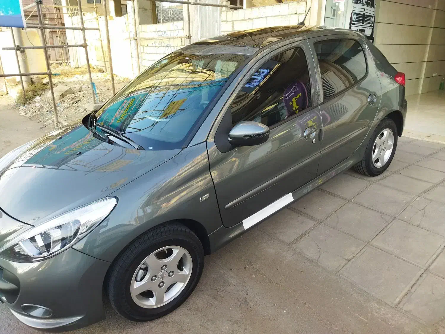 پژو 207 اتومات فول 1403 کارکرد 25هزار|خودرو سواری و وانت|کاشان, فاز ۲ ناجی آباد|دیوار