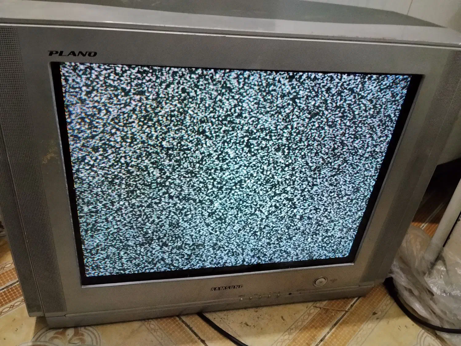 تلوزیون ۲۱|تلویزیون و پروژکتور|قرچک, باقرآباد|دیوار