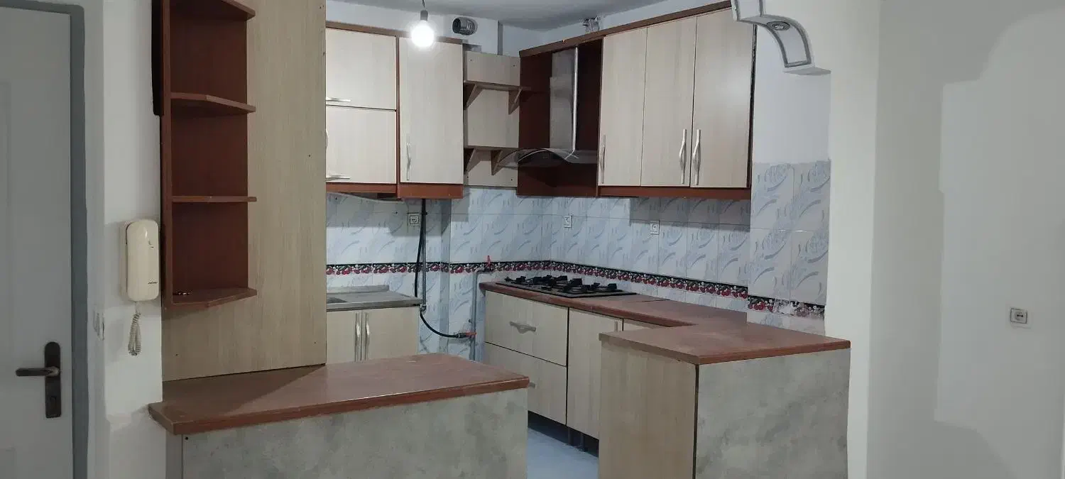 اپارتمان 56 متری قائمیه کوکب ها طبقه اول جنوبی|اجارهٔ آپارتمان|اسلامشهر, شهرک سعیدیه|دیوار