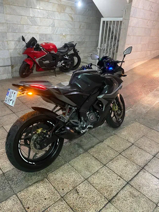 پالس RS200 NSمدل ۹۷ مشکی/نوکمدادی|موتورسیکلت|تهران, ستارخان|دیوار