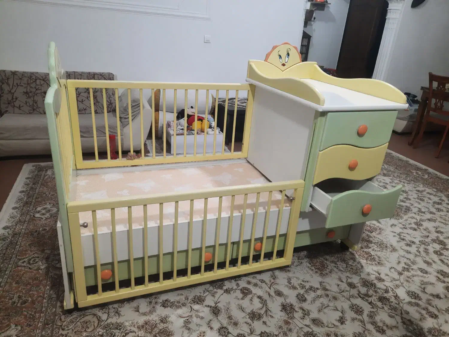 تخت نوزاد هم نوجوان|تخت و سرویس خواب|سنندج, |دیوار