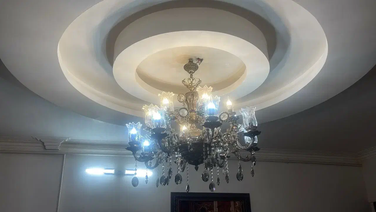 لوستر ۸شاخه سالم نو|لوستر و چراغ آویز|خرم‌آباد, |دیوار