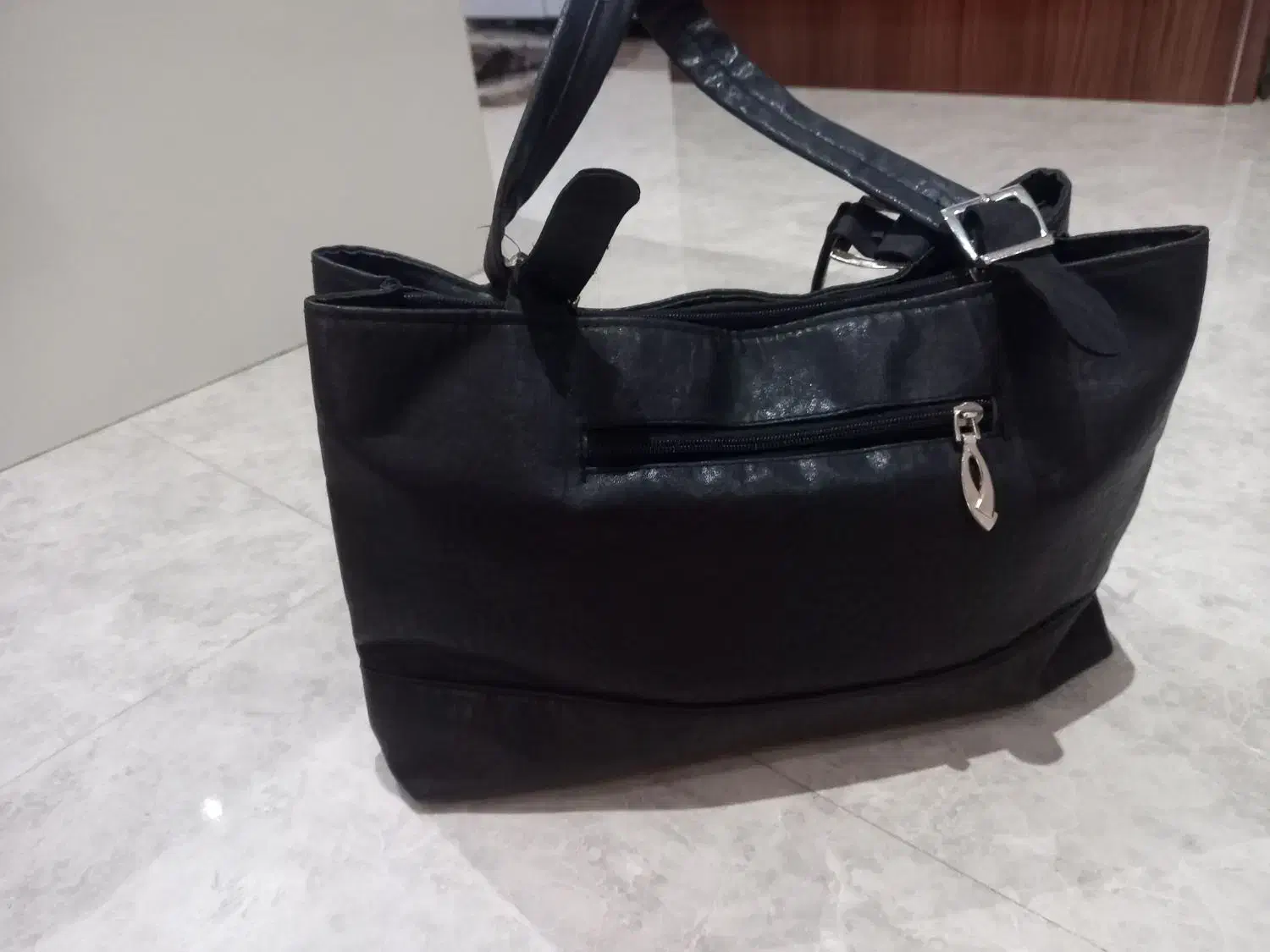 کیف چرم|کیف، کفش، کمربند|ساری, |دیوار