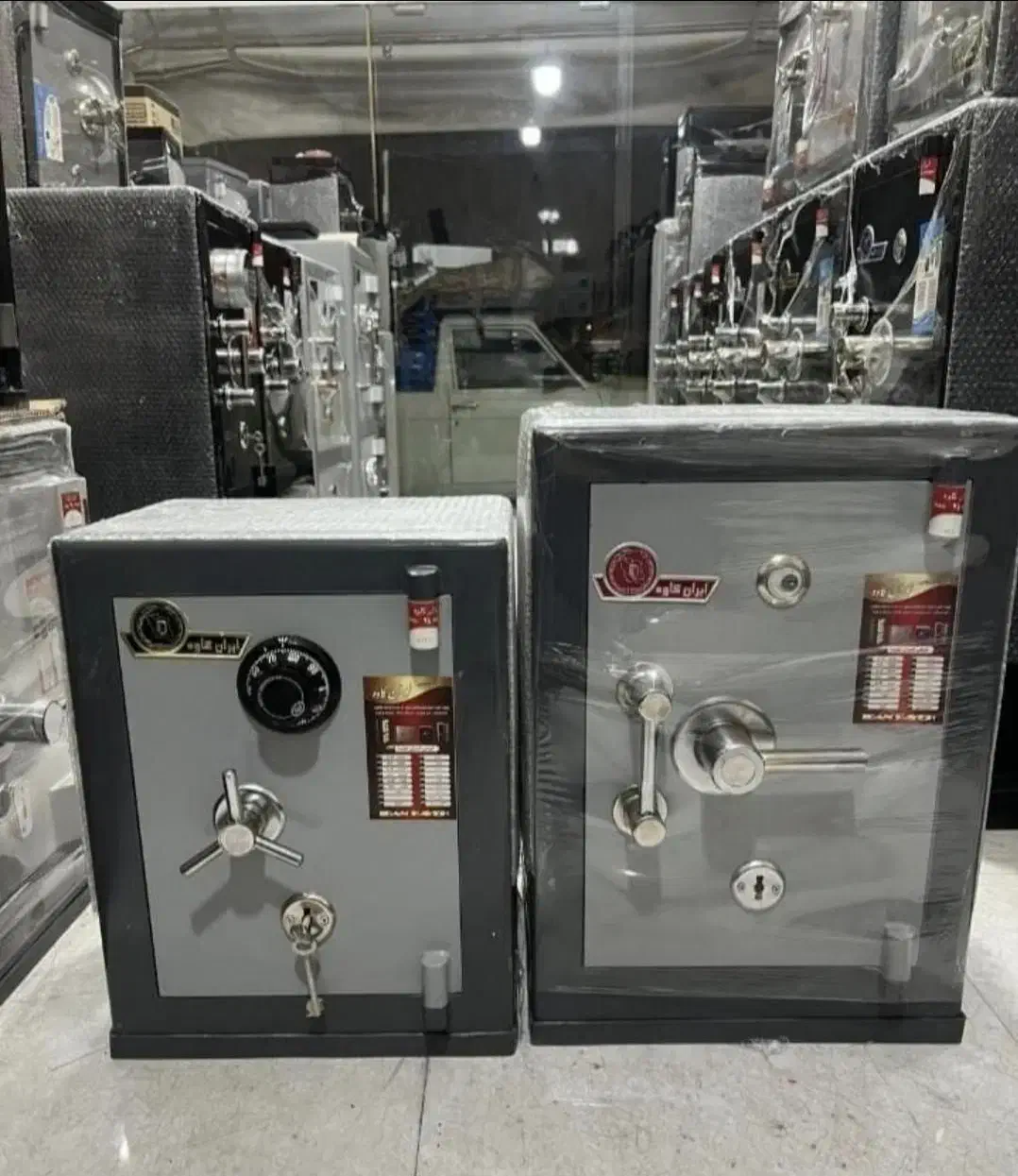 گاوصندوق IRAN KAVEH|ابزارآلات|نیشابور, میدان حافظ|دیوار