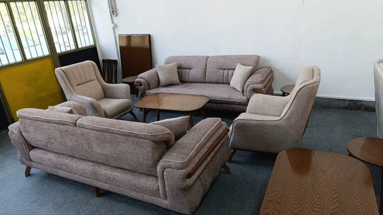 مبل راحتی|مبلمان خانگی و میز عسلی|اصفهان, بوستان ناژوان|دیوار