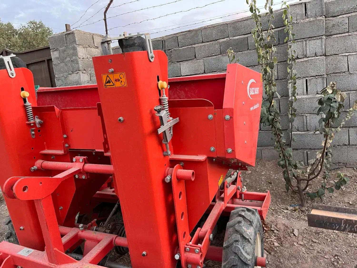 فروش دستگاه سیب کار|ماشین‌آلات صنعتی|نگار, |دیوار