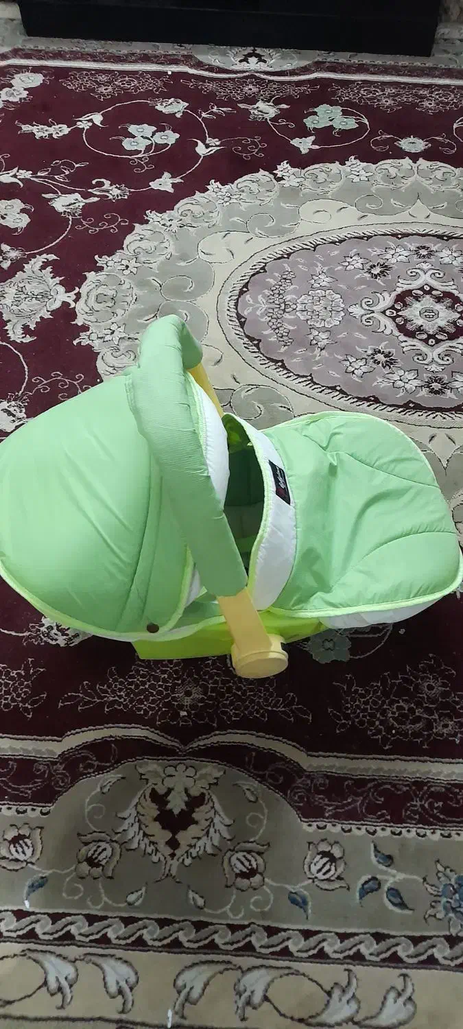 کریر نوزاد|کالسکه و لوازم جانبی|قم, چهل درخت‎|دیوار