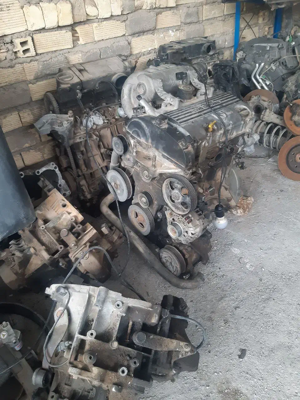 لوازم بدنه و موتوری سمند و پژو|قطعات یدکی و لوازم جانبی|برخوار, |دیوار