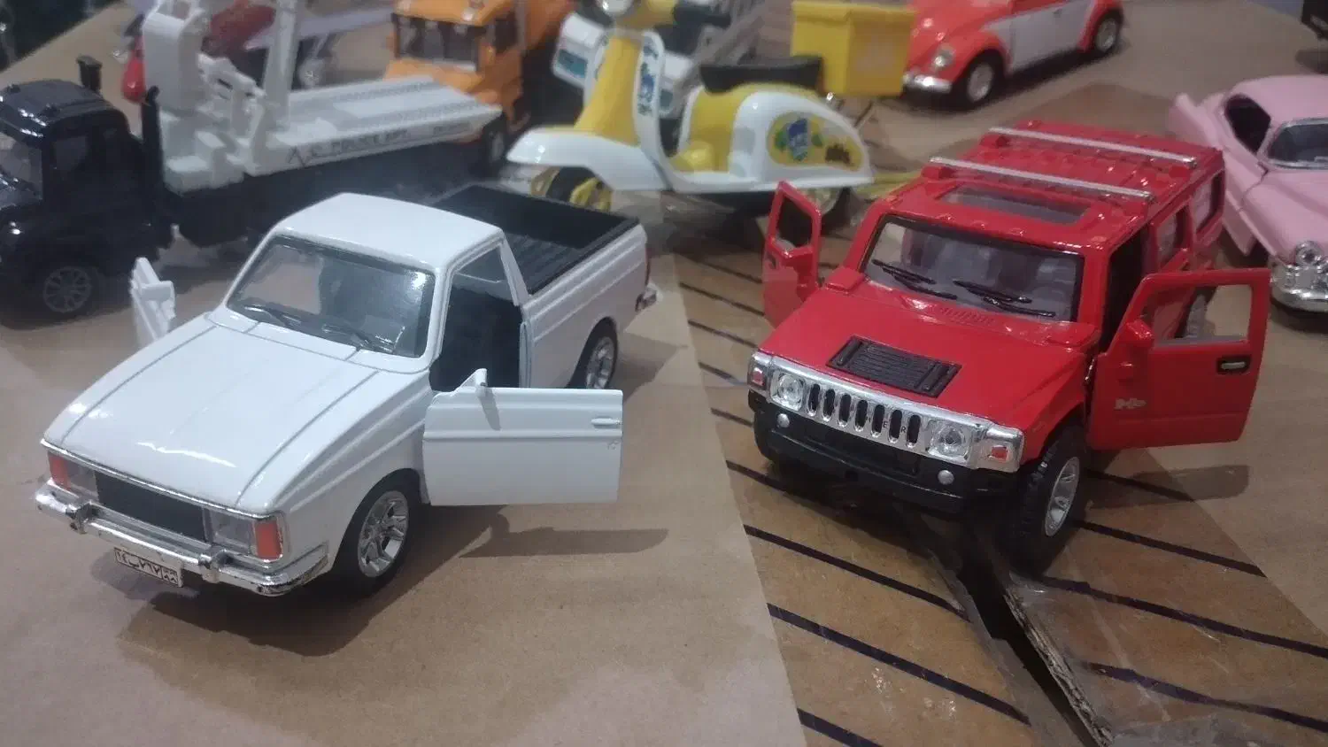 ماشین فلزی|اسباببازی|قم, چهل اختران|دیوار