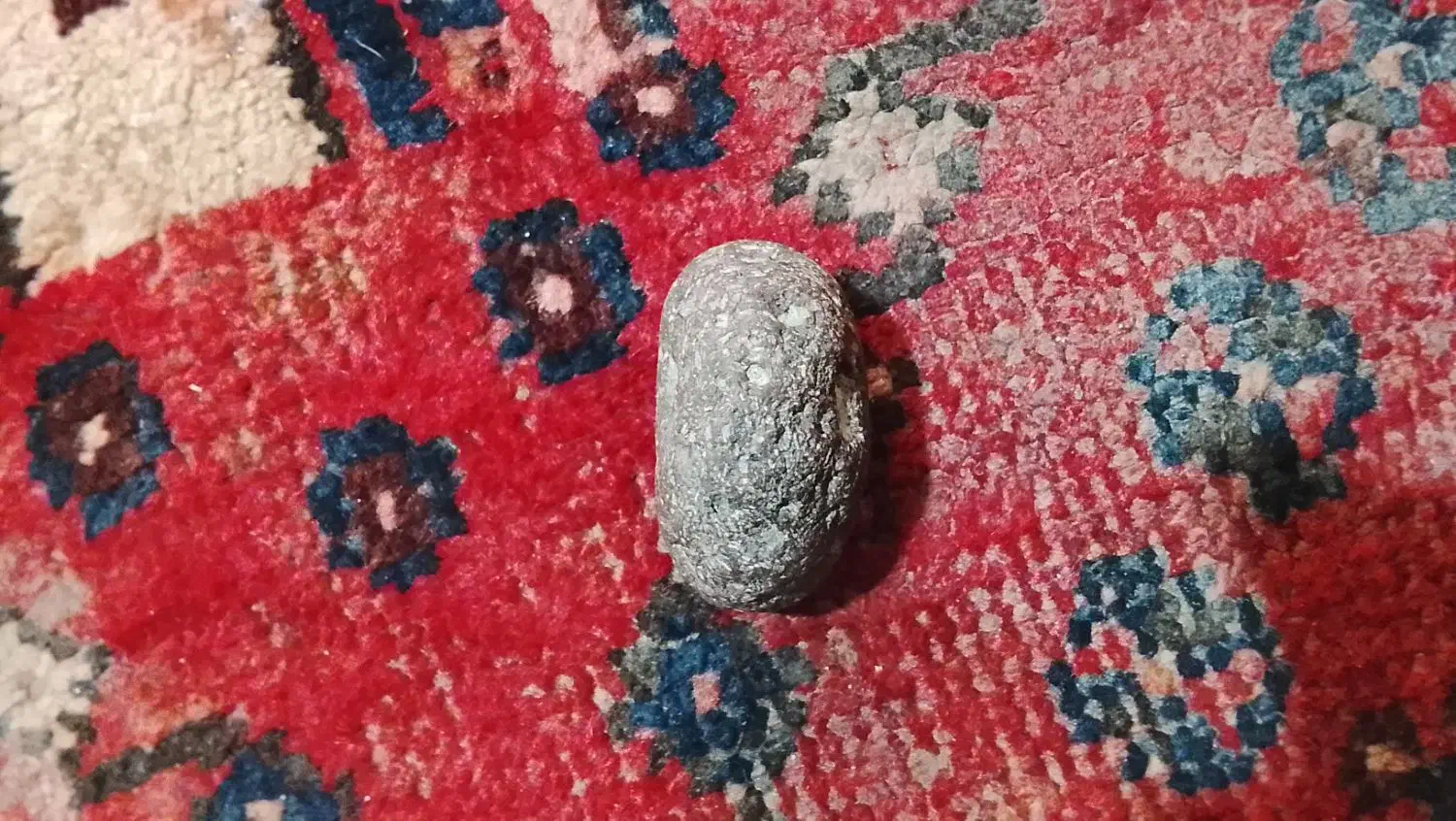 شهاب سنگ کندریتی|کلکسیون اشیاء عتیقه|برخوار, |دیوار