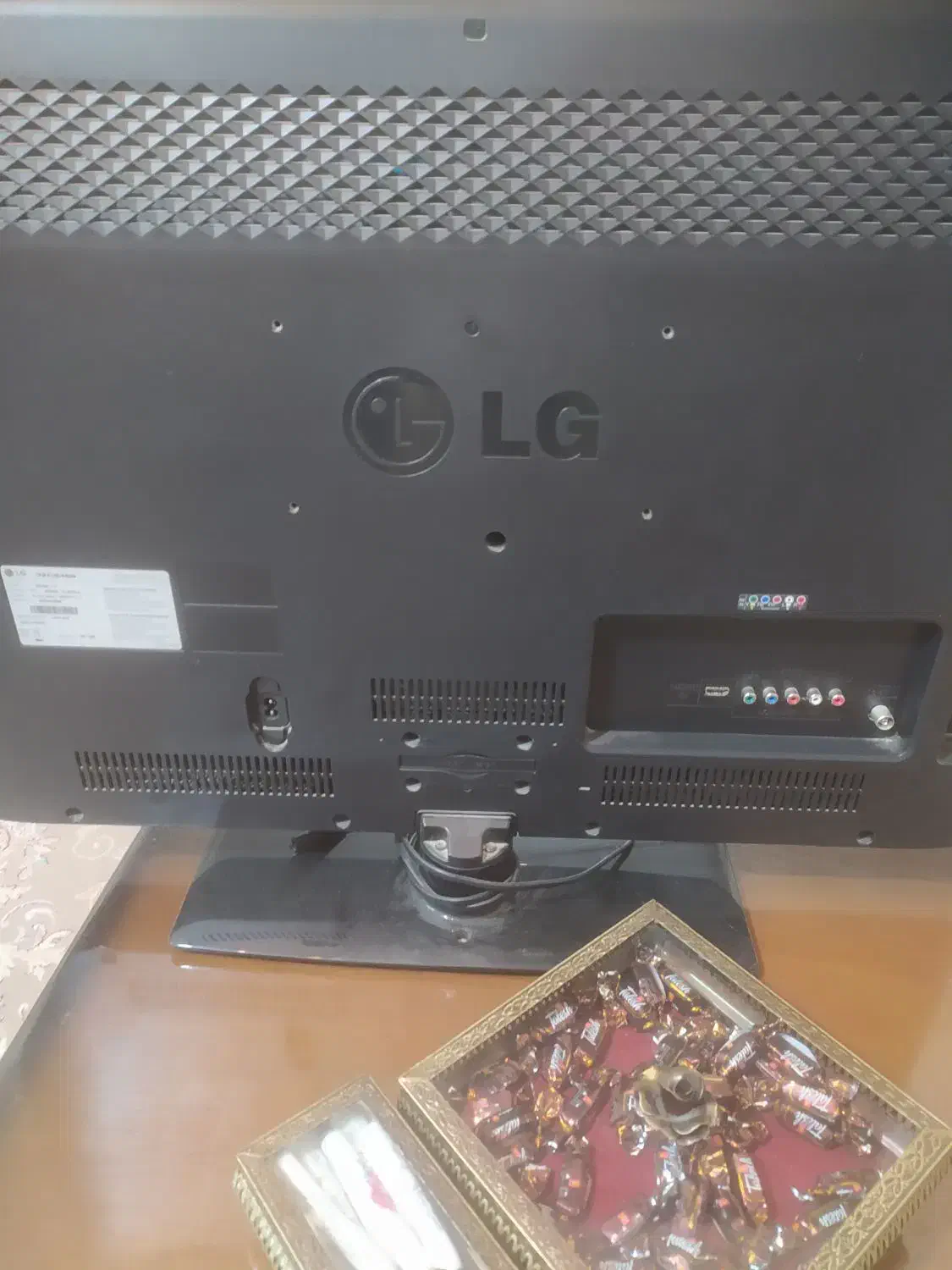 تلویزیون LG|تلویزیون و پروژکتور|بروجرد, |دیوار