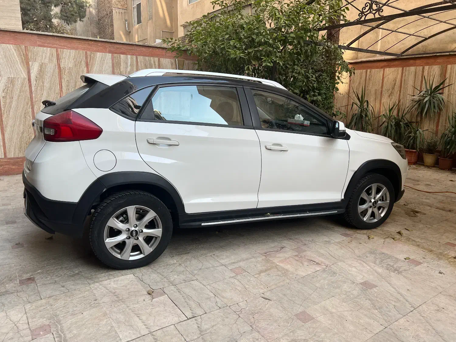 ایکس۲۲ اتوماتیک اسپرت - کم کارکرد - مدل ۱۴۰۱|خودرو سواری و وانت|تهران, آشتیانی|دیوار