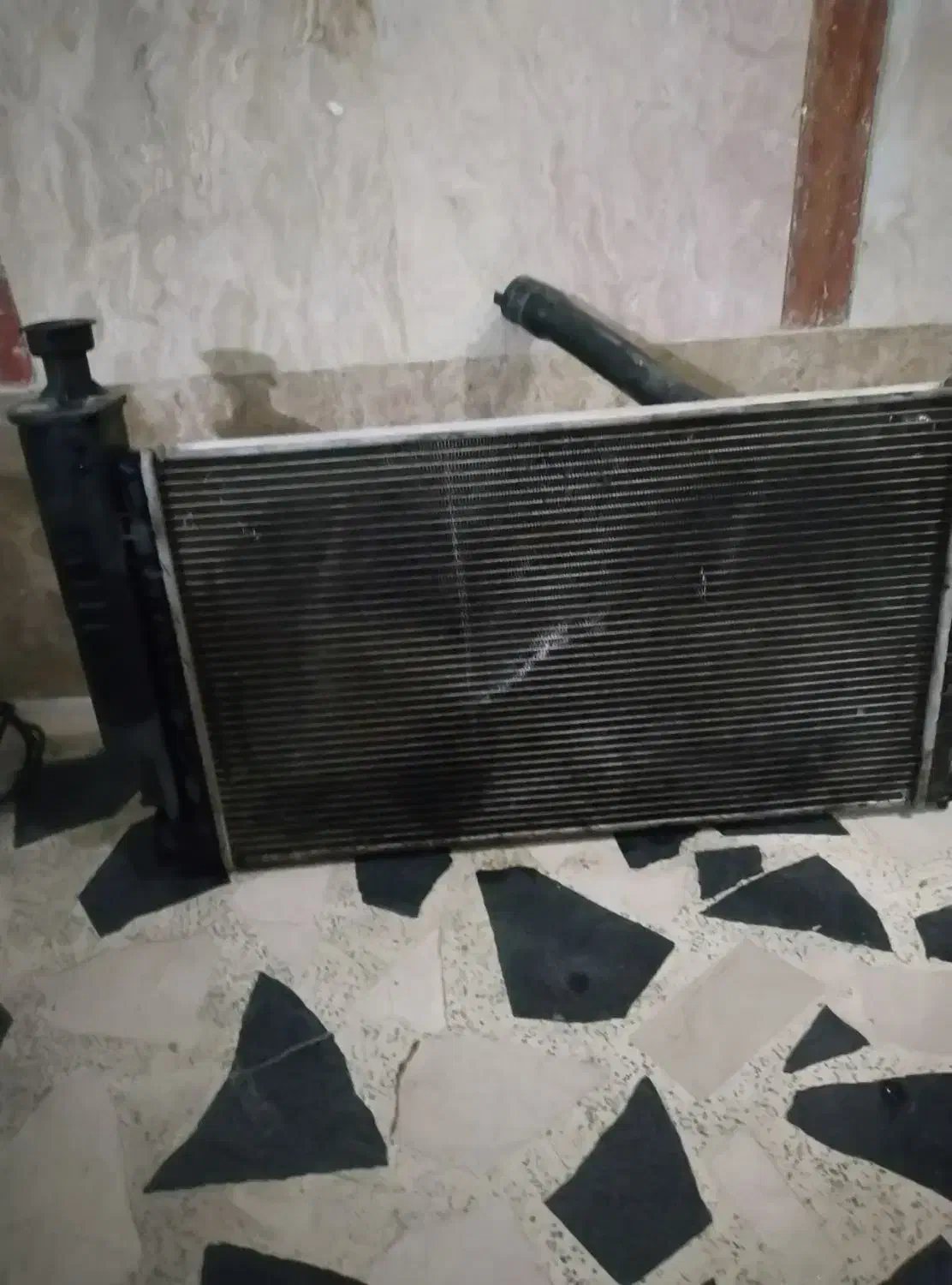 رادیاتور و انباری اگزوز سمند|قطعات یدکی و لوازم جانبی|کرج, کوی امامیه|دیوار