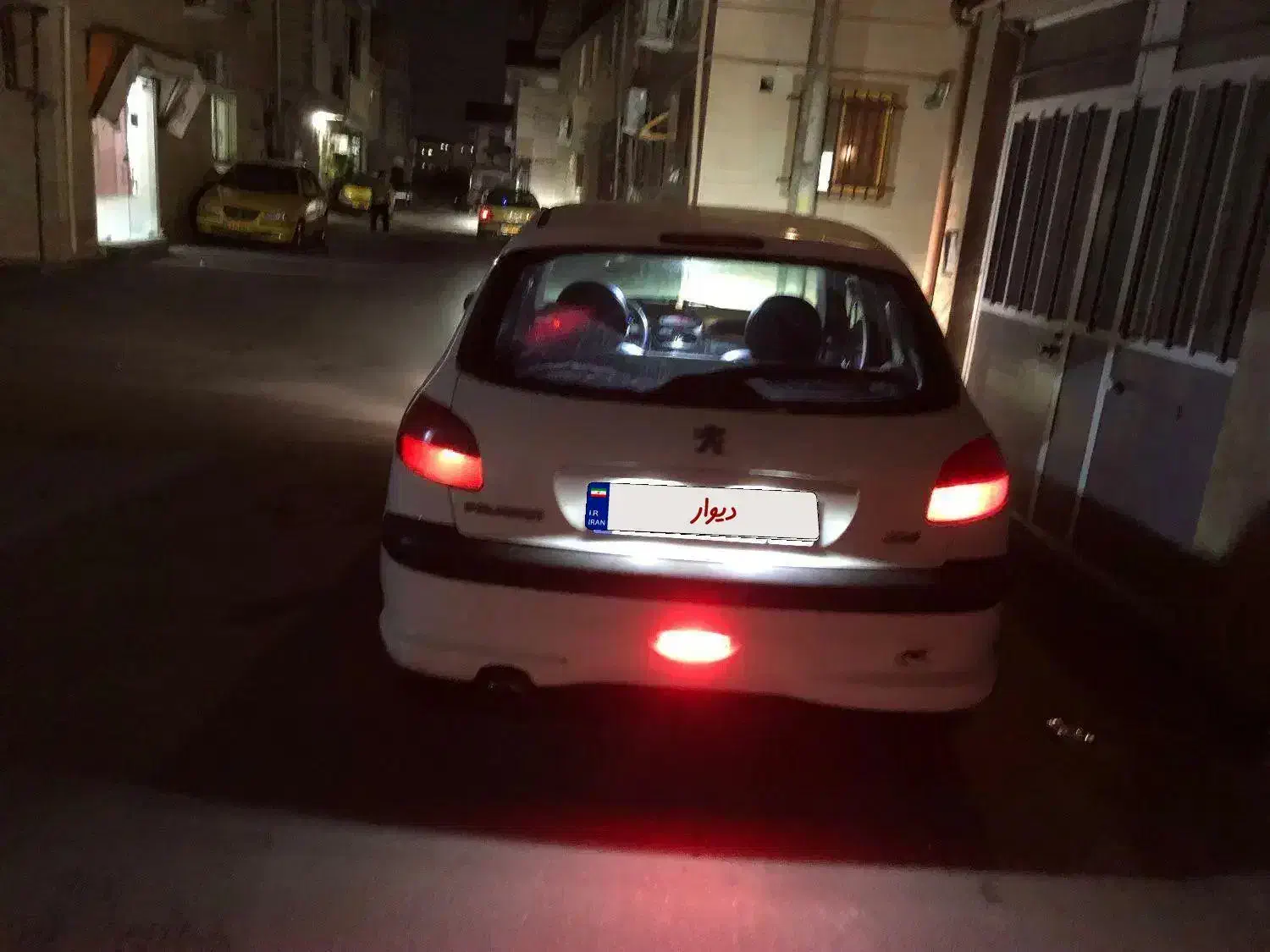 ۲۰۶ بی ضربه و بی رنگ|خودرو سواری و وانت|رشت, جماران|دیوار